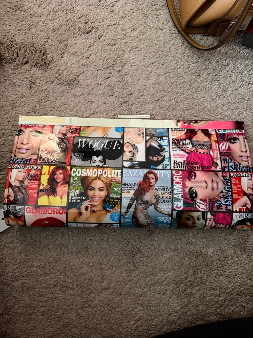 Magazine Cover Print Clutch Wallet in Multicolor